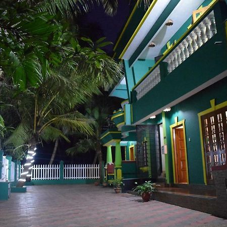 Beach Village Holiday Homes Goa Colva Extérieur photo